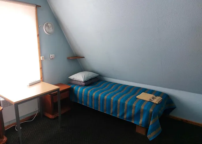 Livonia Matkamaja * Kilingi-Nomme